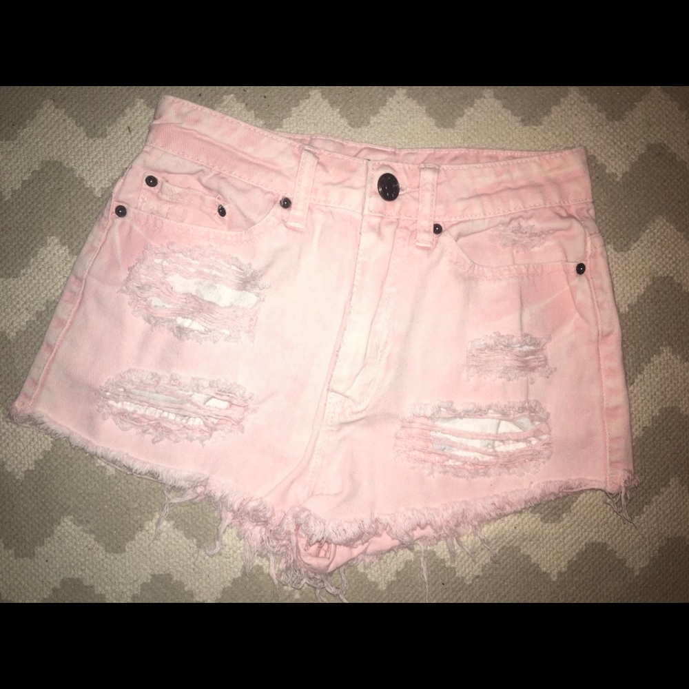 URBAN OUTFITTERS HIGH RISE PINK DISTRESSED SHORTS